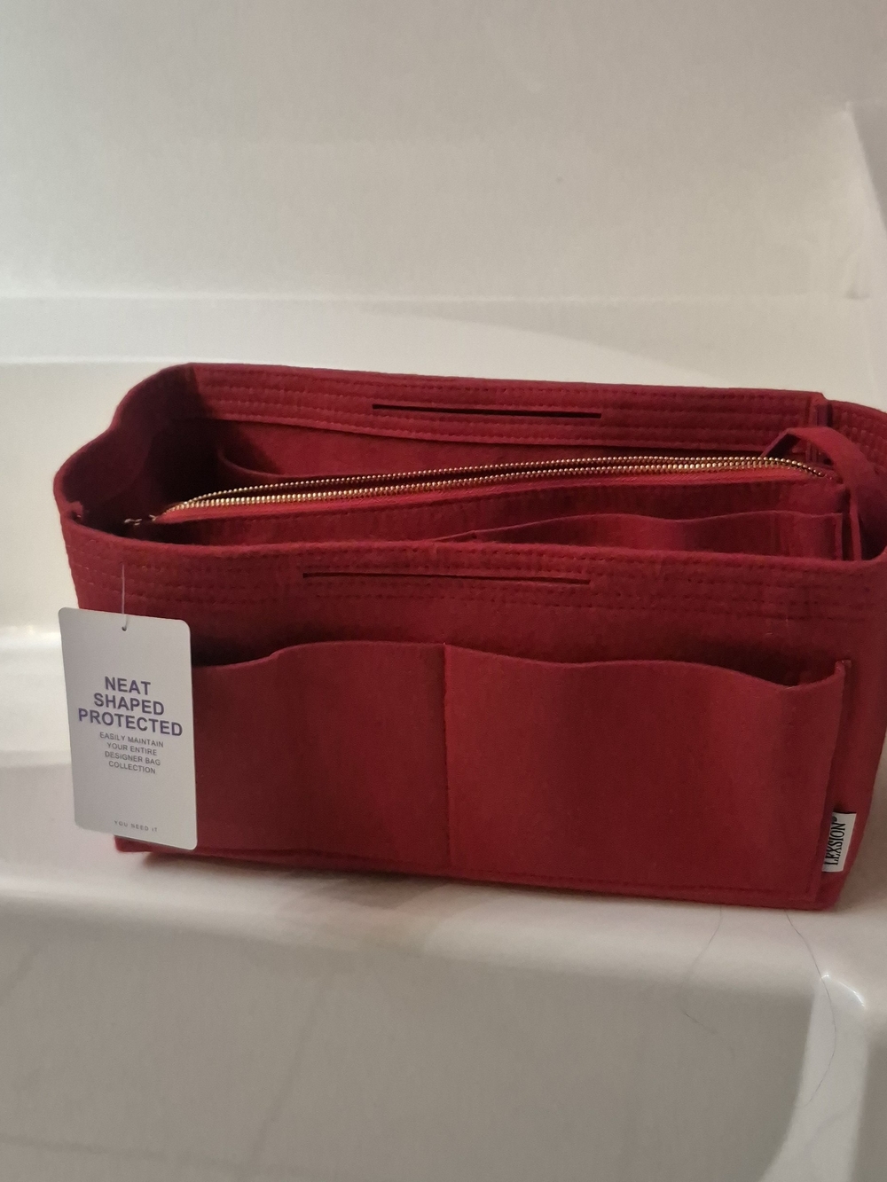 Internal organizer for tote bags